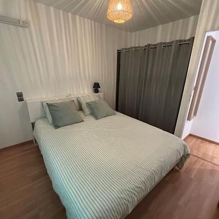 Appartement En Petite Camargue Saint-Laurent-dʼAigouze Eksteriør bilde